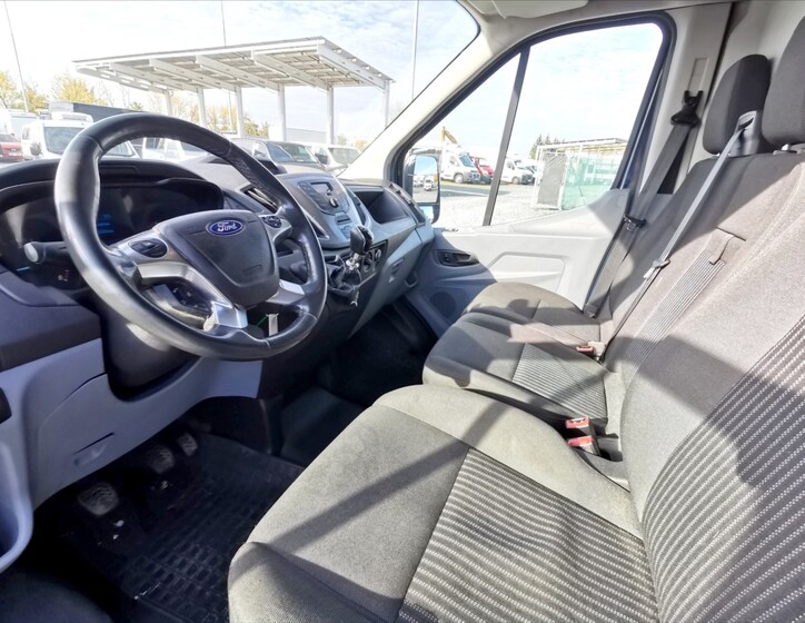 Ford Transit 6