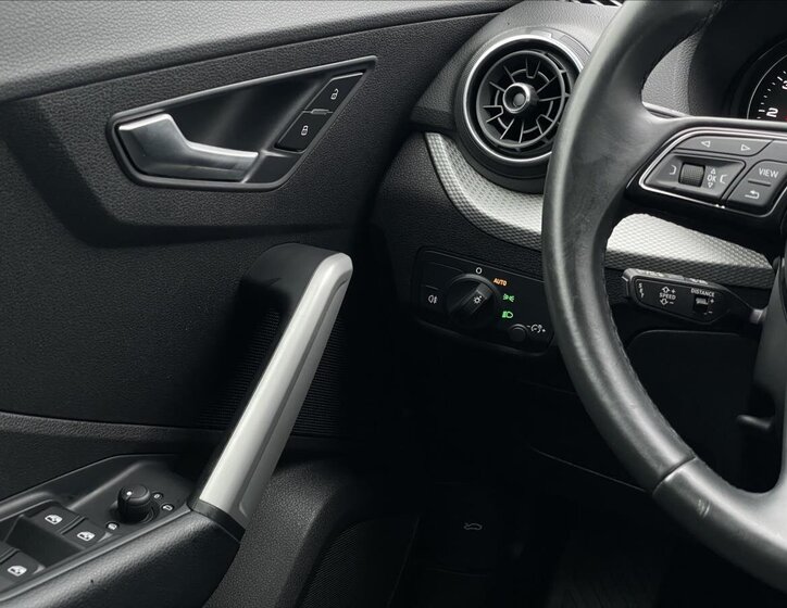 Audi Q2 SUV / Terénní 1,5 l 110 kw