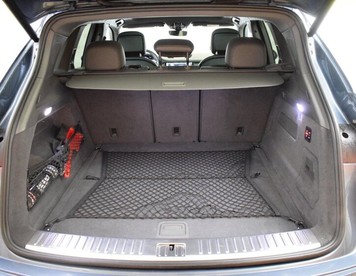 Porsche Cayenne SUV 3,0 l 250 kw