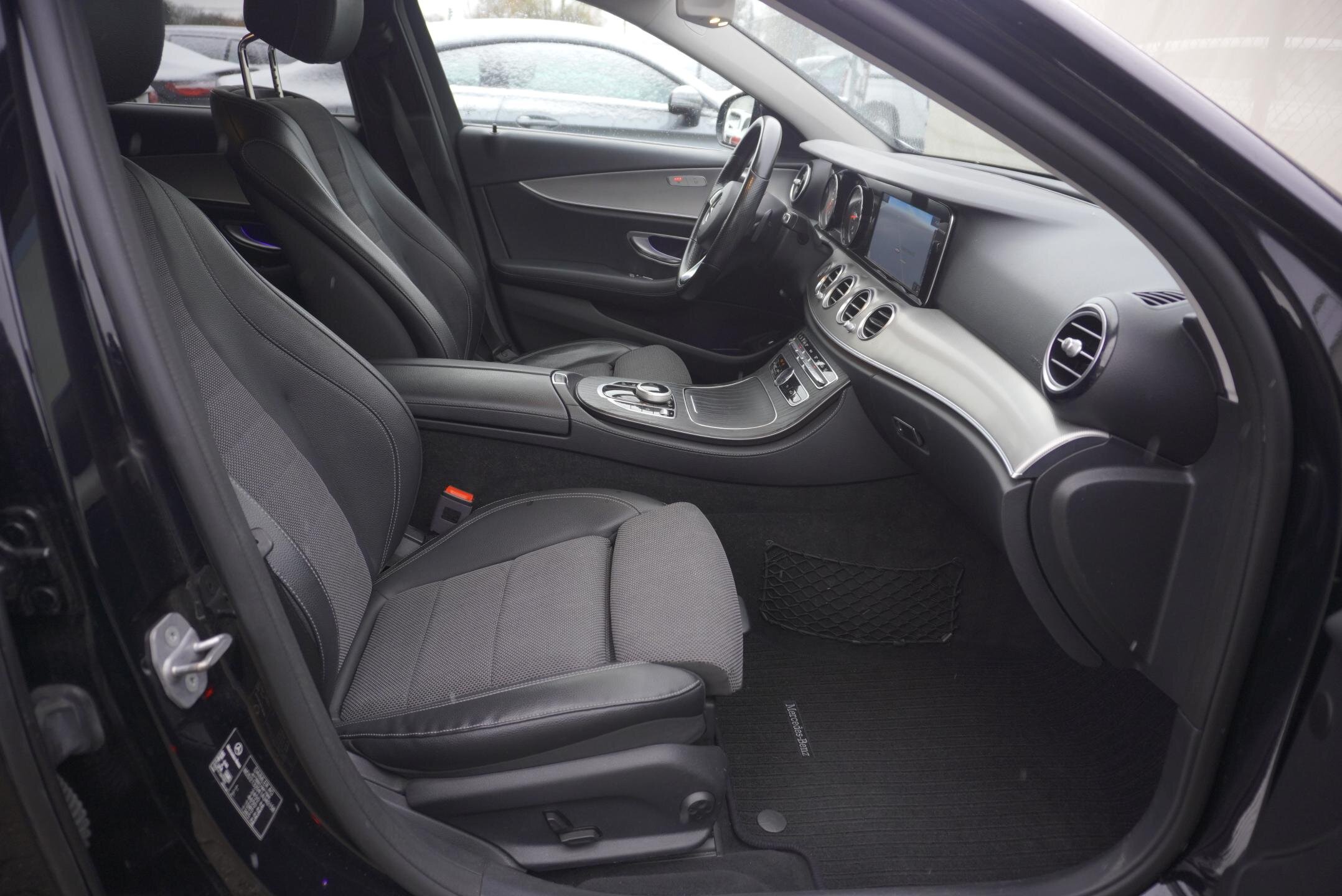 Mercedes-Benz Třídy E Kombi 2,0 l 143 kw