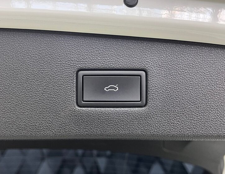 Volkswagen Tiguan Allspace SUV / Terénní 2,0 l 147 kw