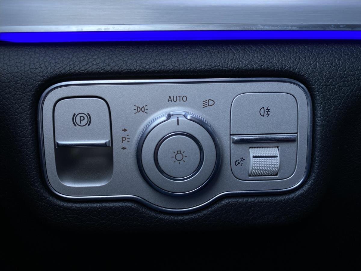 Mercedes-Benz GLE SUV / Terénní 2,0 l 143 kw