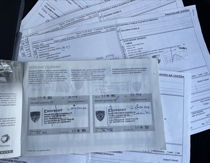 Peugeot 3008 MPV 1,2 l 96 kw