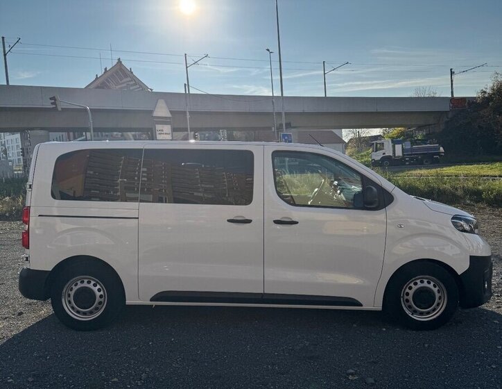 Toyota ProAce VAN-Minibus 1,5 l 88 kw