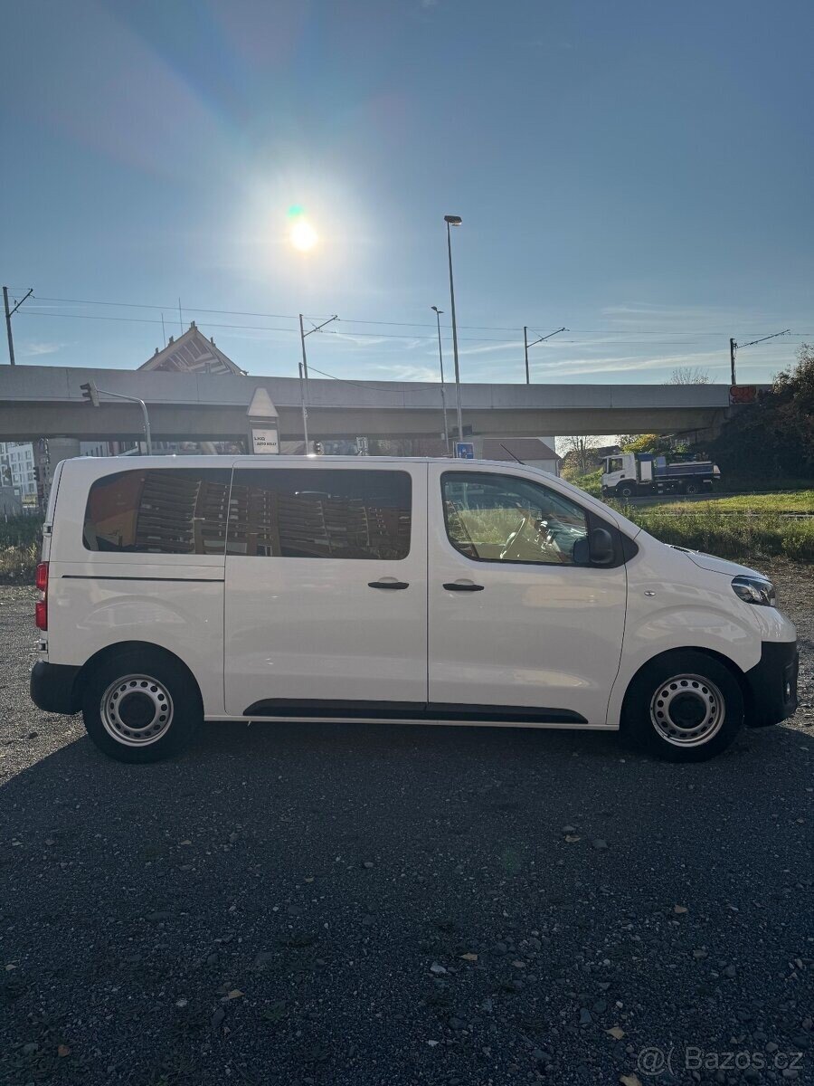 Toyota ProAce VAN-Minibus 1,5 l 88 kw