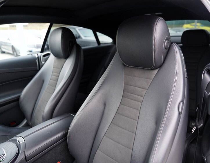 Mercedes-Benz Třídy E 22