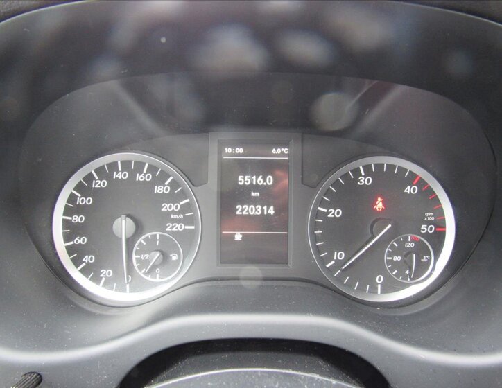 Mercedes-Benz Vito Kombi 2,1 l 100 kw