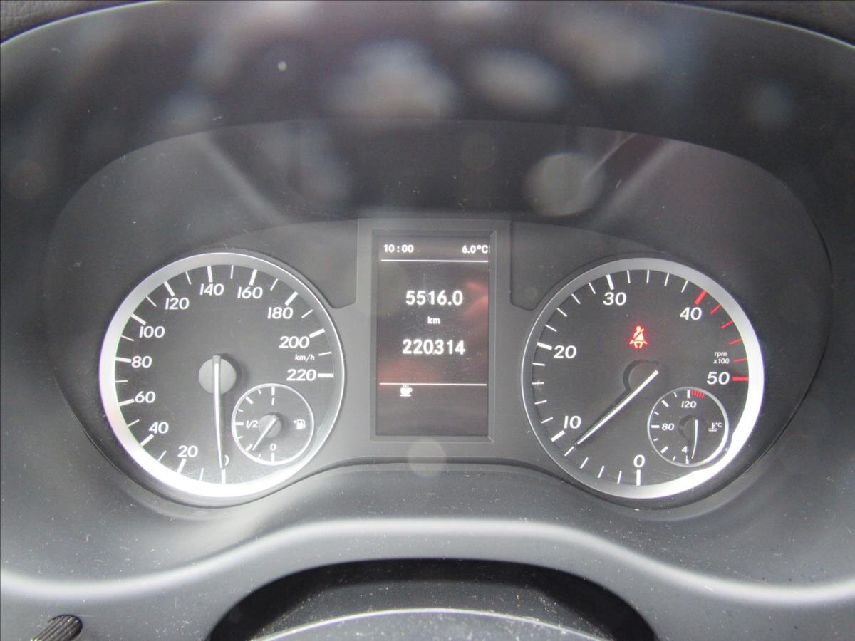 Mercedes-Benz Vito Kombi 2,1 l 100 kw