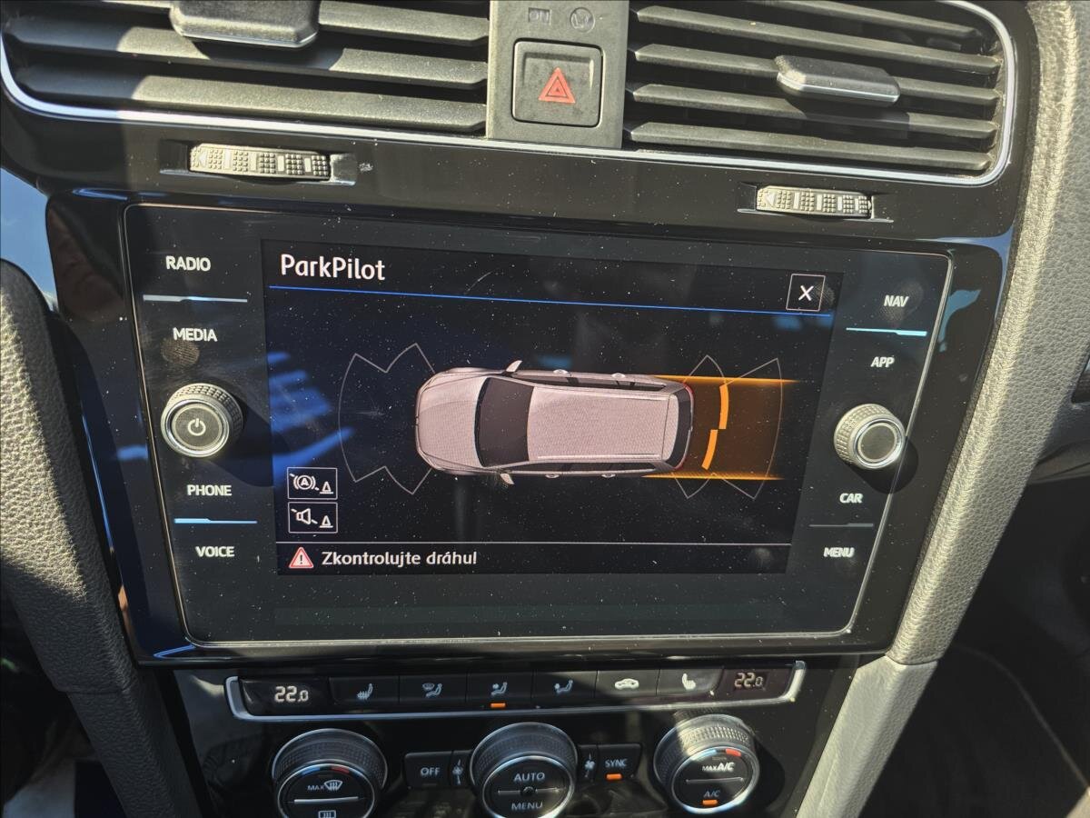 Volkswagen Golf Kombi 2,0 l 110 kw