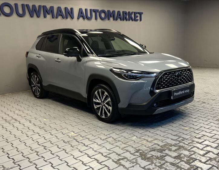 Toyota Corolla Cross 17