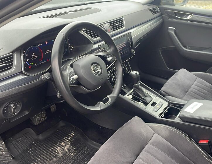 Škoda Superb Kombi 2,0 l 110 kw