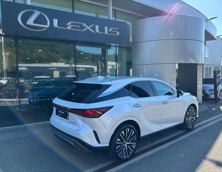 Lexus RX 450h SUV 2,5 l 227 kw