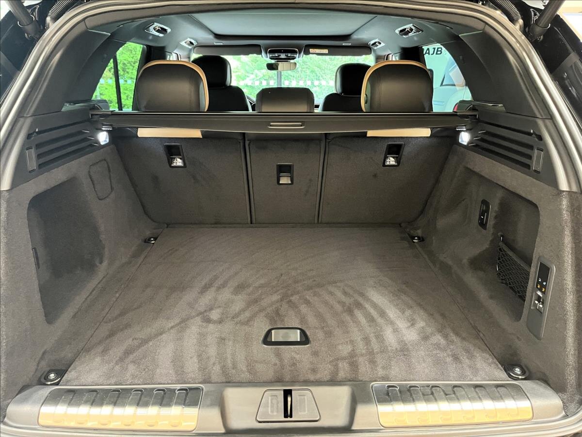 Land Rover Range Rover Sport SUV / Terénní 3,0 l 221 kw