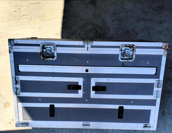 Land Rover Defender 42