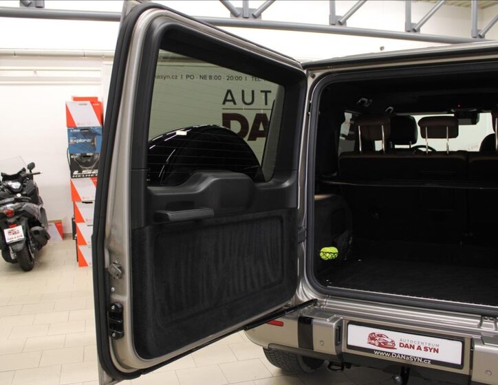 Mercedes-Benz Třídy G SUV / Terénní 2,9 l 210 kw