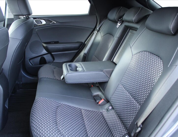 KIA XCeed Hatchback 1,5 l 103 kw