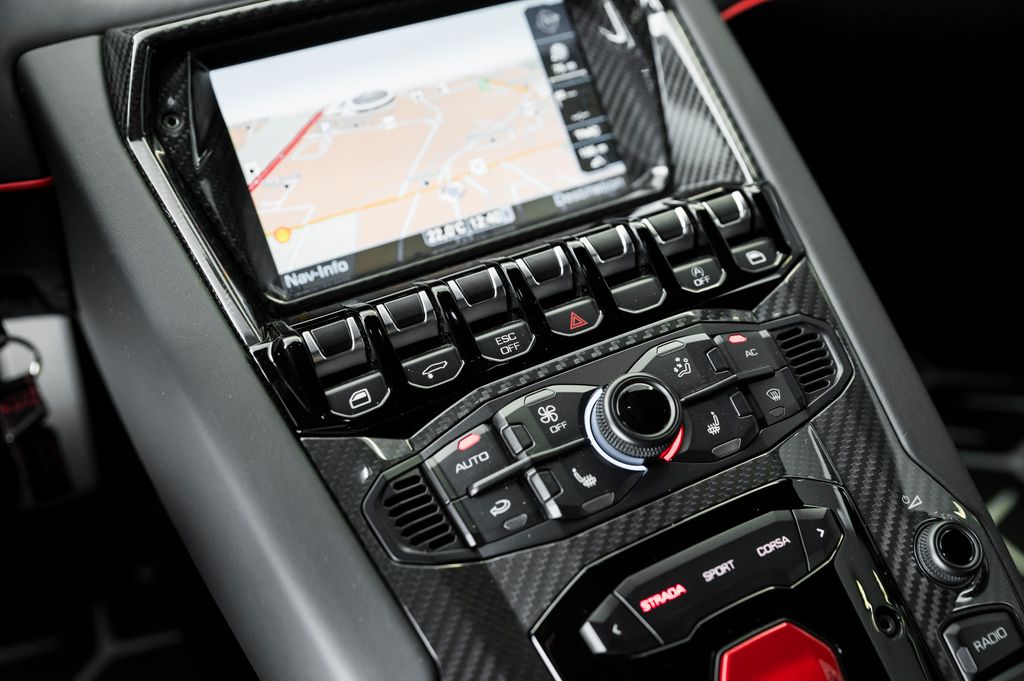 Lamborghini Aventador