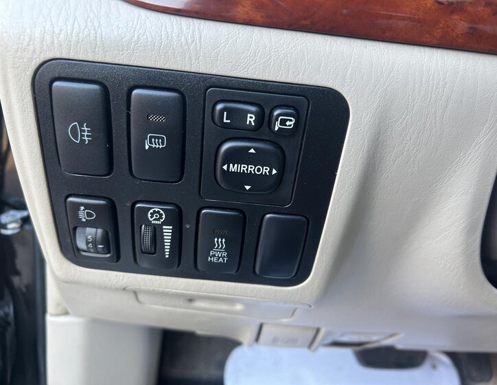 Toyota Land Cruiser 54