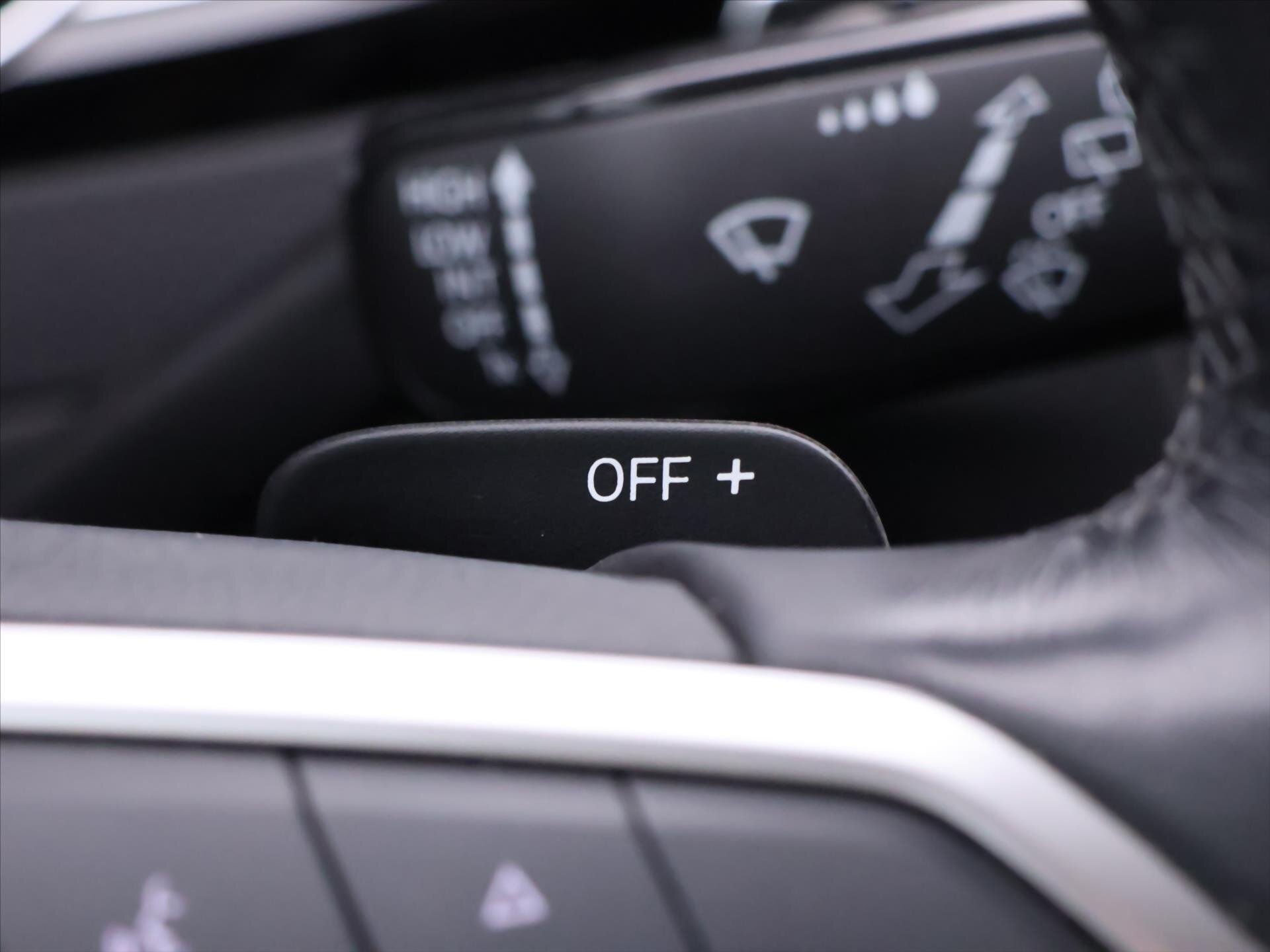 Volkswagen Passat Kombi 2,0 l 206 kw