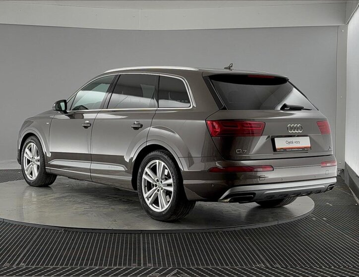 Audi Q7 SUV / Terénní 3,0 l 200 kw