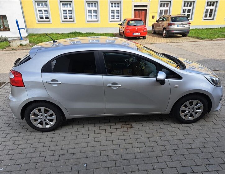KIA Rio Hatchback 1,1 l 55 kw
