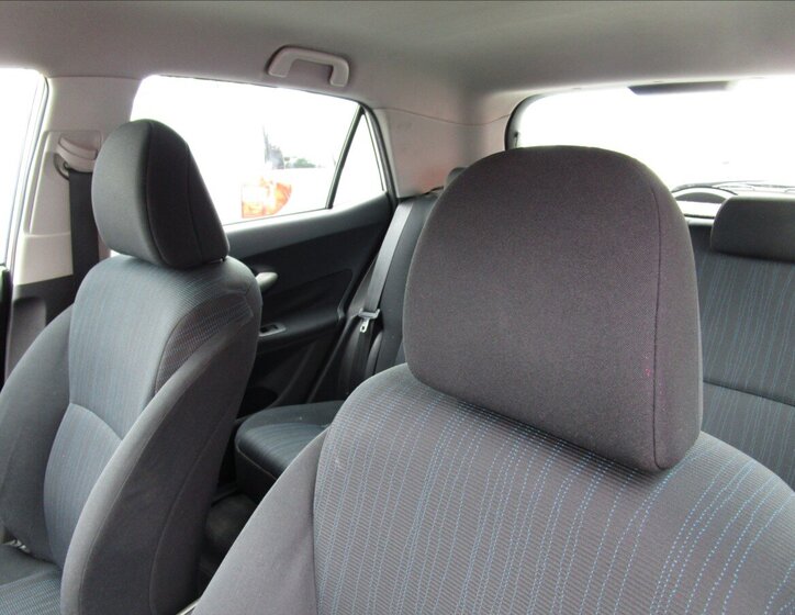 Toyota Auris Hatchback 1,4 l 66 kw