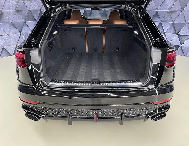 Audi RS Q8 SUV / Terénní 4,0 l 471 kw