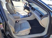 Audi A8 Sedan / Limuzína 4,1 l 240 kw