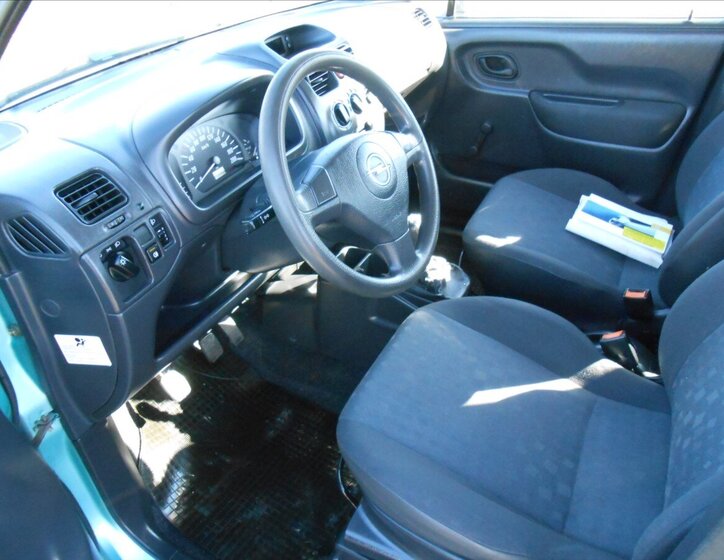 Opel Agila Hatchback 1,2 l 59 kw