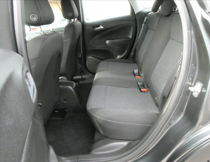 Opel Crossland X MPV 1,2 l 96 kw