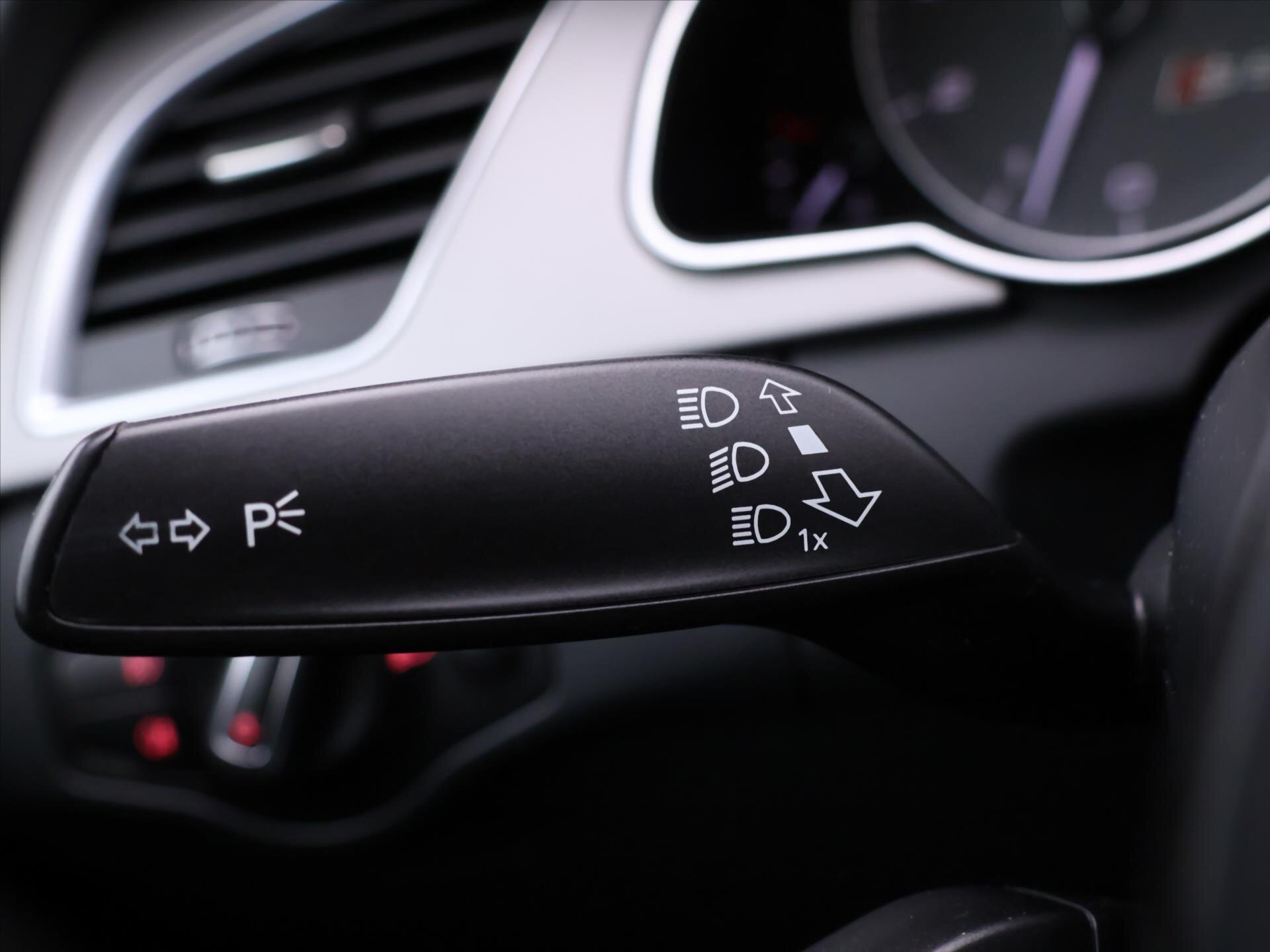 Audi S5 Sedan 3,0 l 245 kw