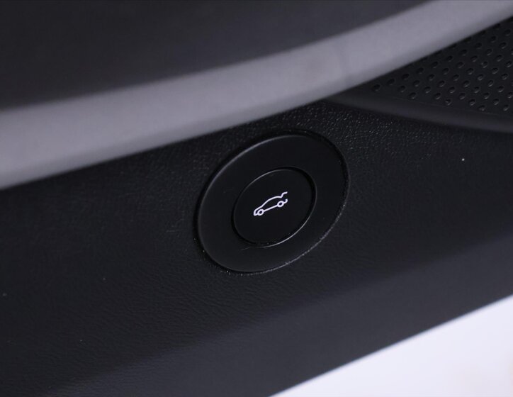 Chevrolet Camaro Kupé 6,2 l 333 kw