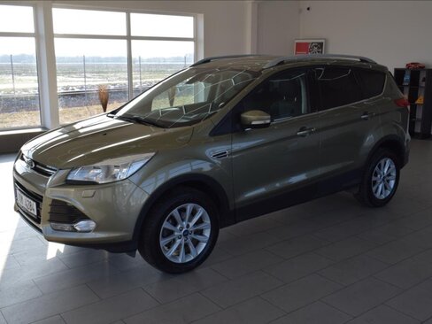 Ford Kuga SUV 1,5 l 110 kw