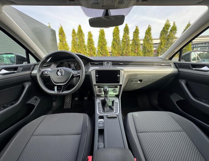 Volkswagen Passat Kombi 2,0 l 110 kw