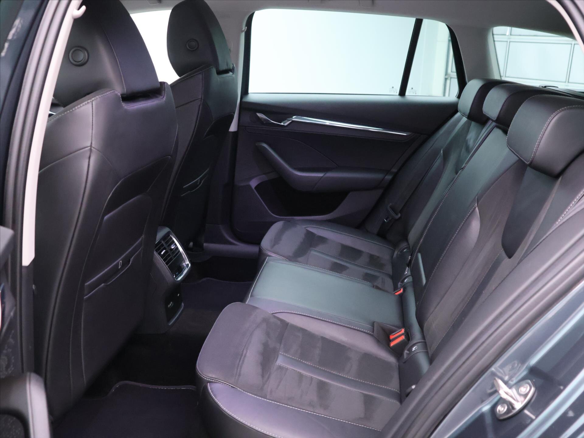 Škoda Octavia Kombi 999,0 81 kw