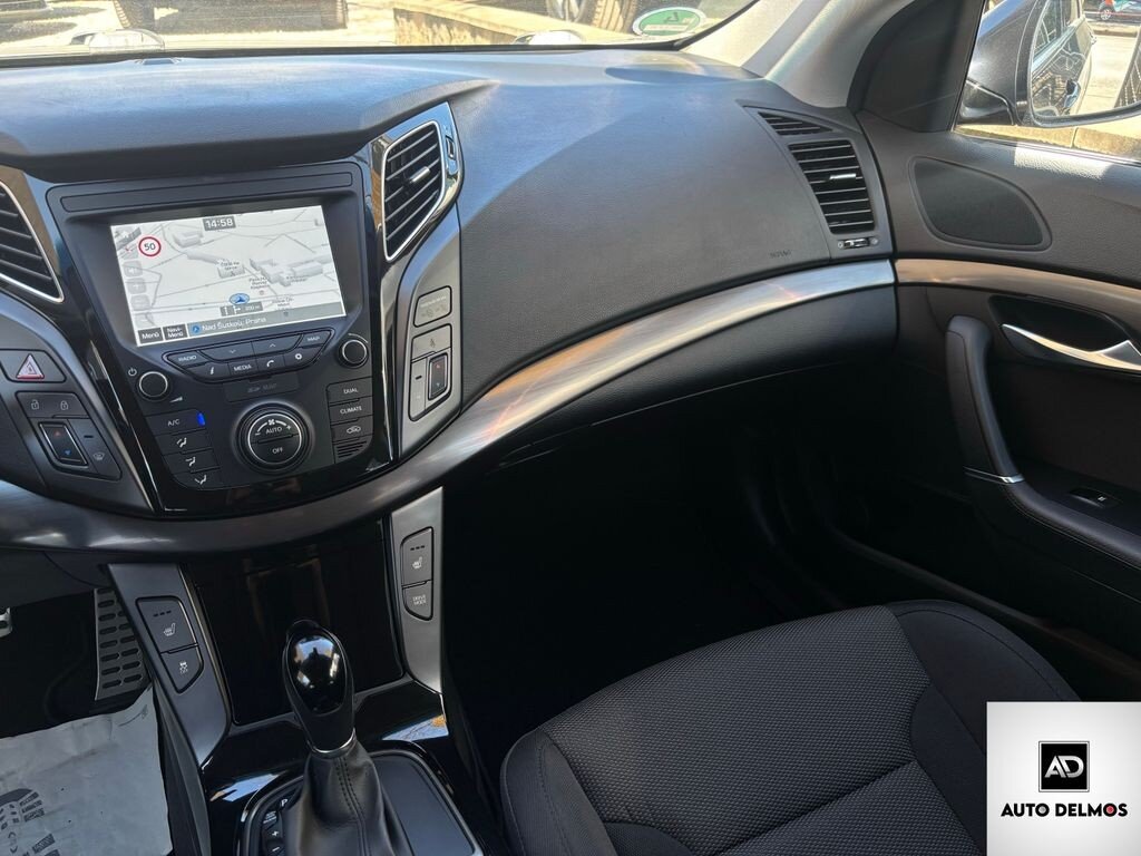 Hyundai i40 Kombi 2,0 l 121 kw