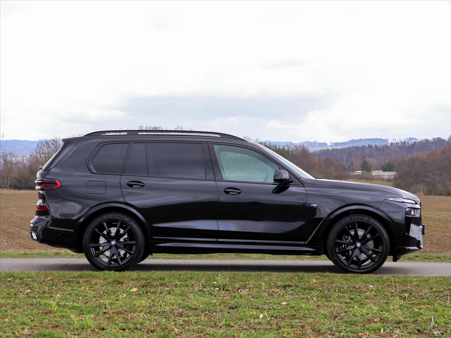 BMW X7 SUV / Terénní 3,0 l 259 kw