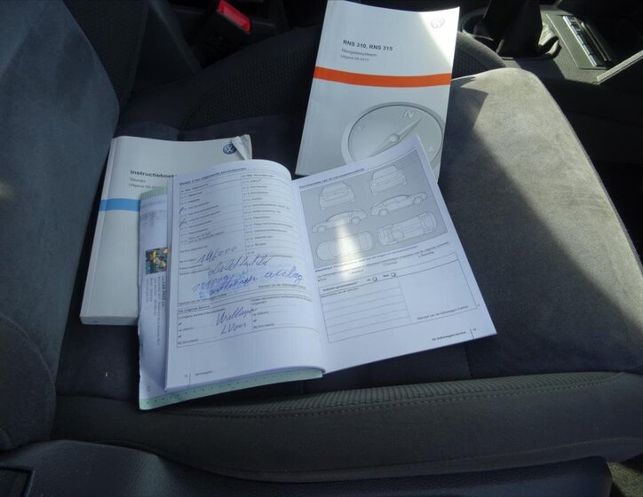 Volkswagen Touran MPV 1,2 l 77 kw