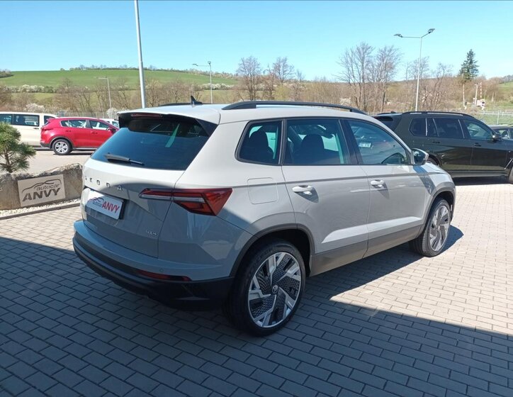 Škoda Karoq SUV / Terénní 2,0 l 110 kw