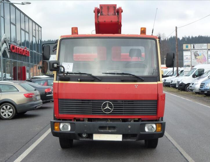 Mercedes-Benz Ostatní 2