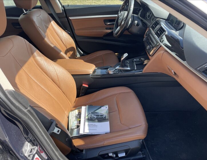 BMW Řada 3 Sedan / Limuzína 3,0 l 225 kw