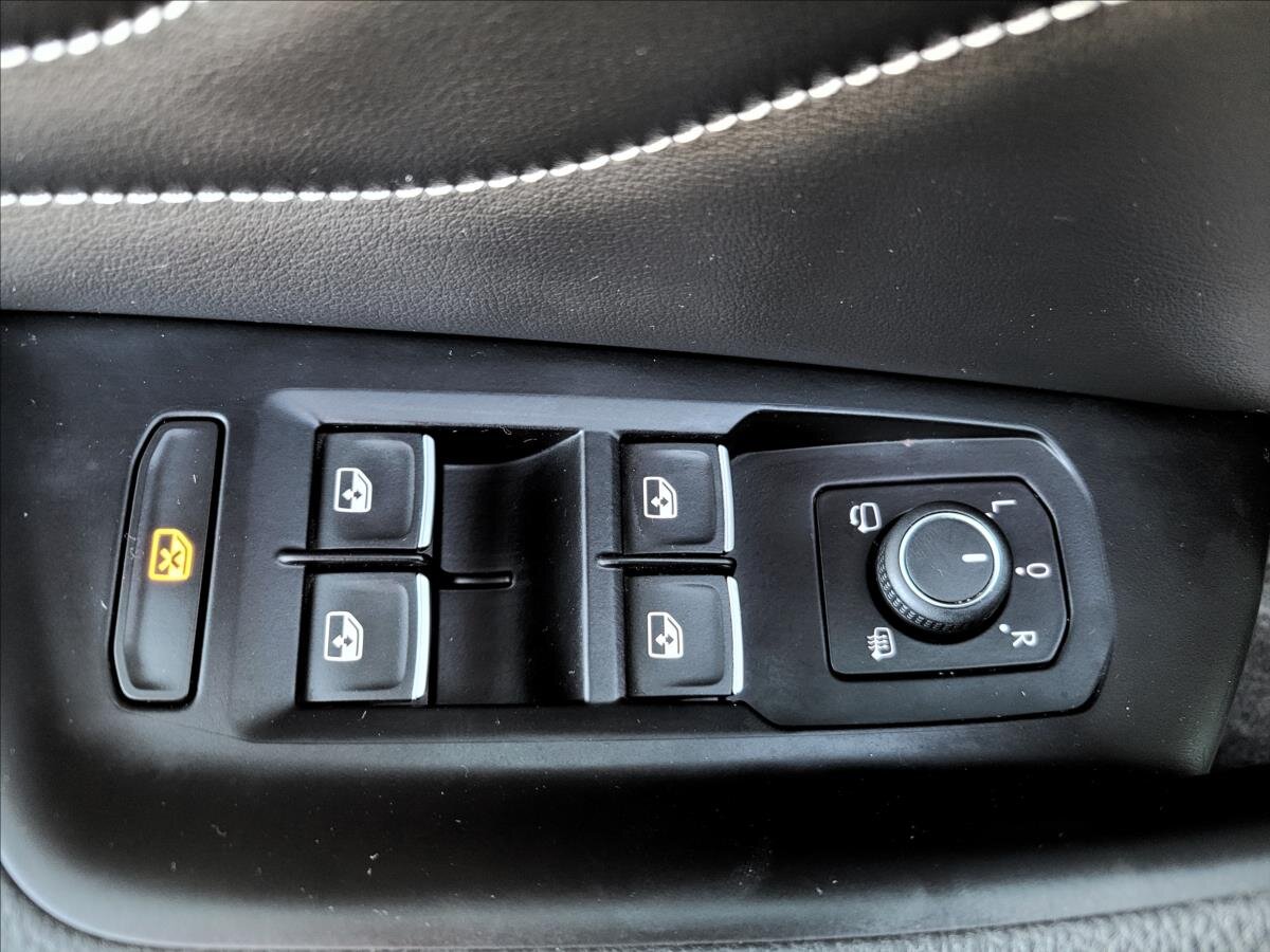 Volkswagen Passat Kombi 2,0 l 90 kw