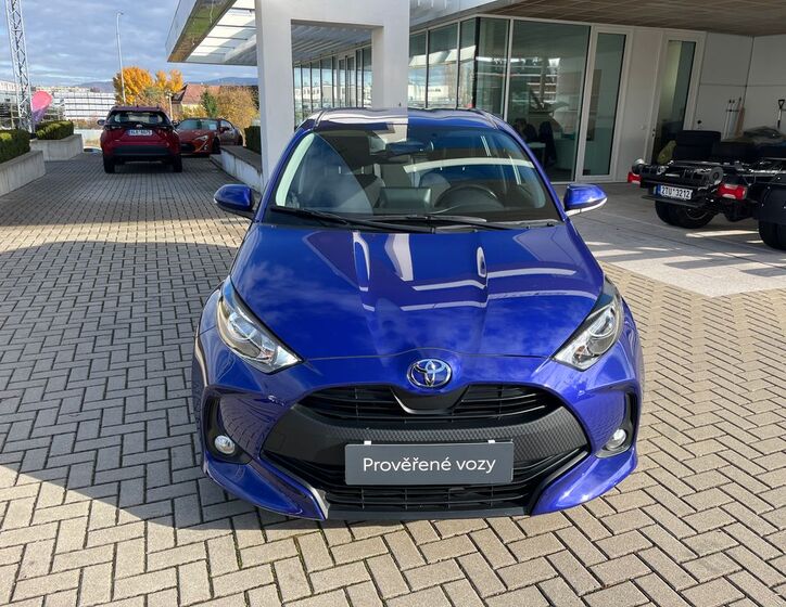Toyota Yaris 9