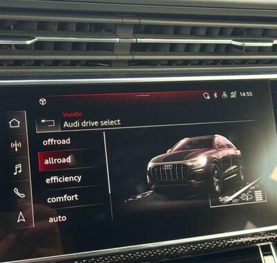 Audi SQ8 38