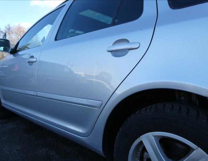 Škoda Octavia Kombi 2,0 l 103 kw