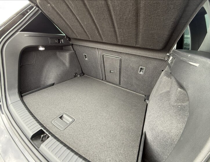 Seat Ateca SUV / Terénní 1,5 l 110 kw