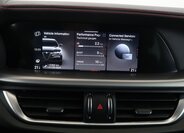 Alfa Romeo Stelvio SUV / Terénní 2,0 l 206 kw