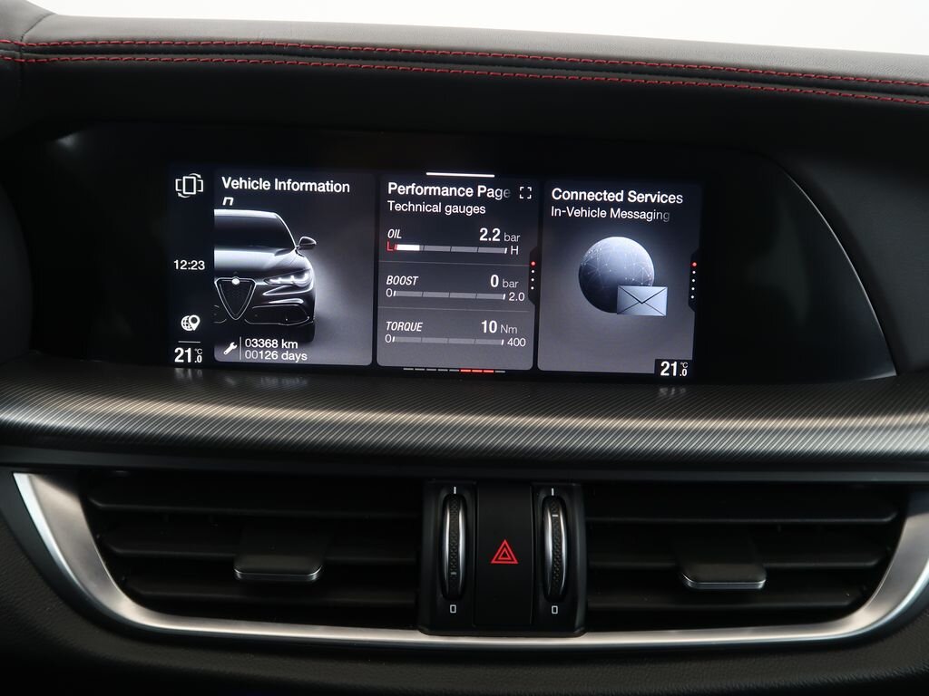 Alfa Romeo Stelvio SUV / Terénní 2,0 l 206 kw