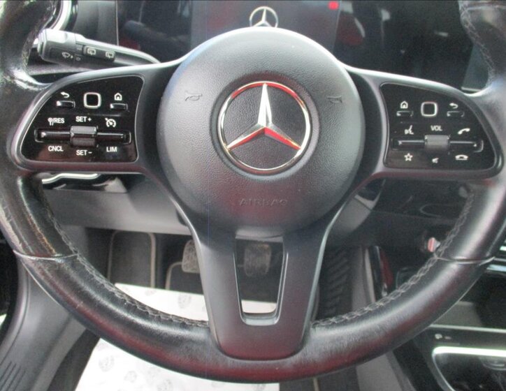 Mercedes-Benz CLA Kombi 1,5 l 85 kw