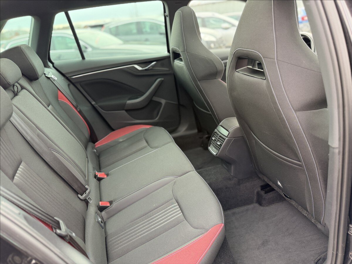 Škoda Kamiq SUV / Terénní 1,5 l 110 kw